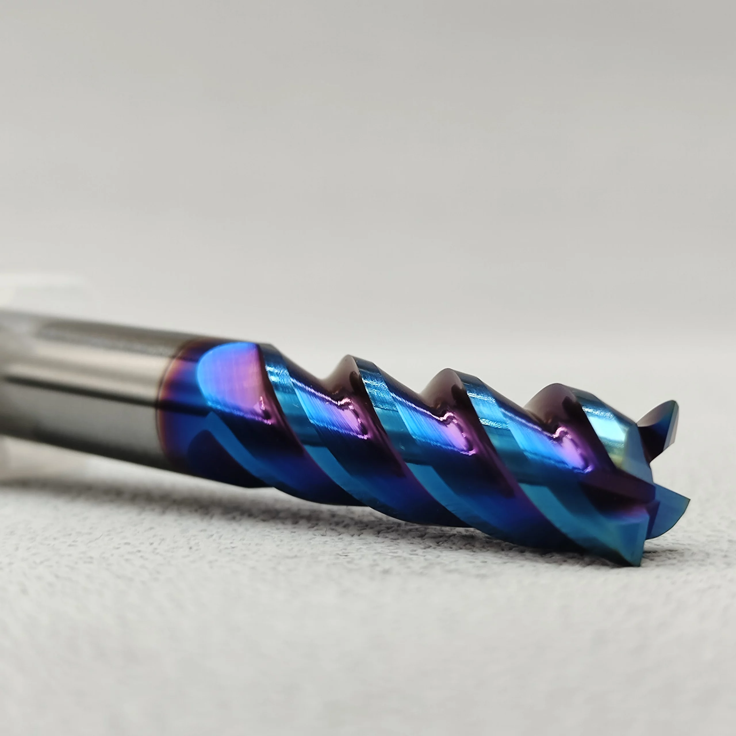 HRC65 End mills for steel up to HRC52