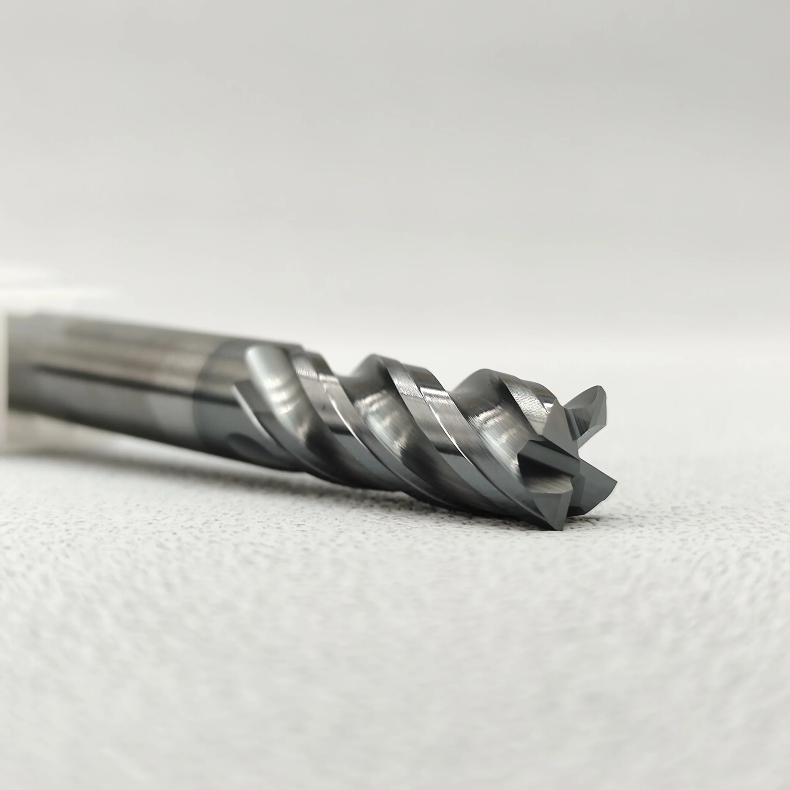 HRC66 End mills for steel up to HRC52